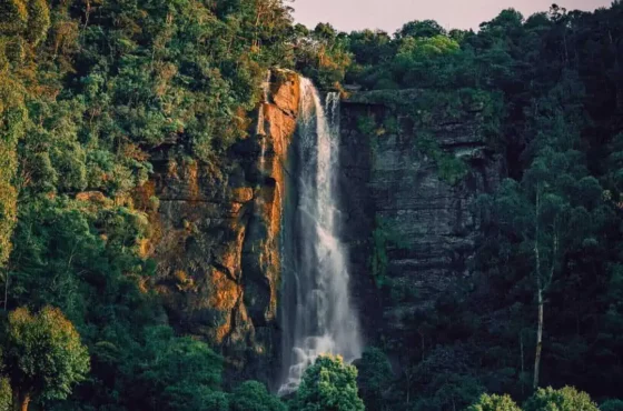 Lover’s Leap Waterfall